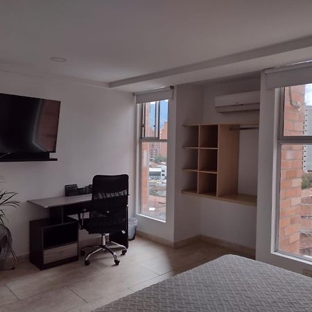 Apartasuites Av Медельин Экстерьер фото